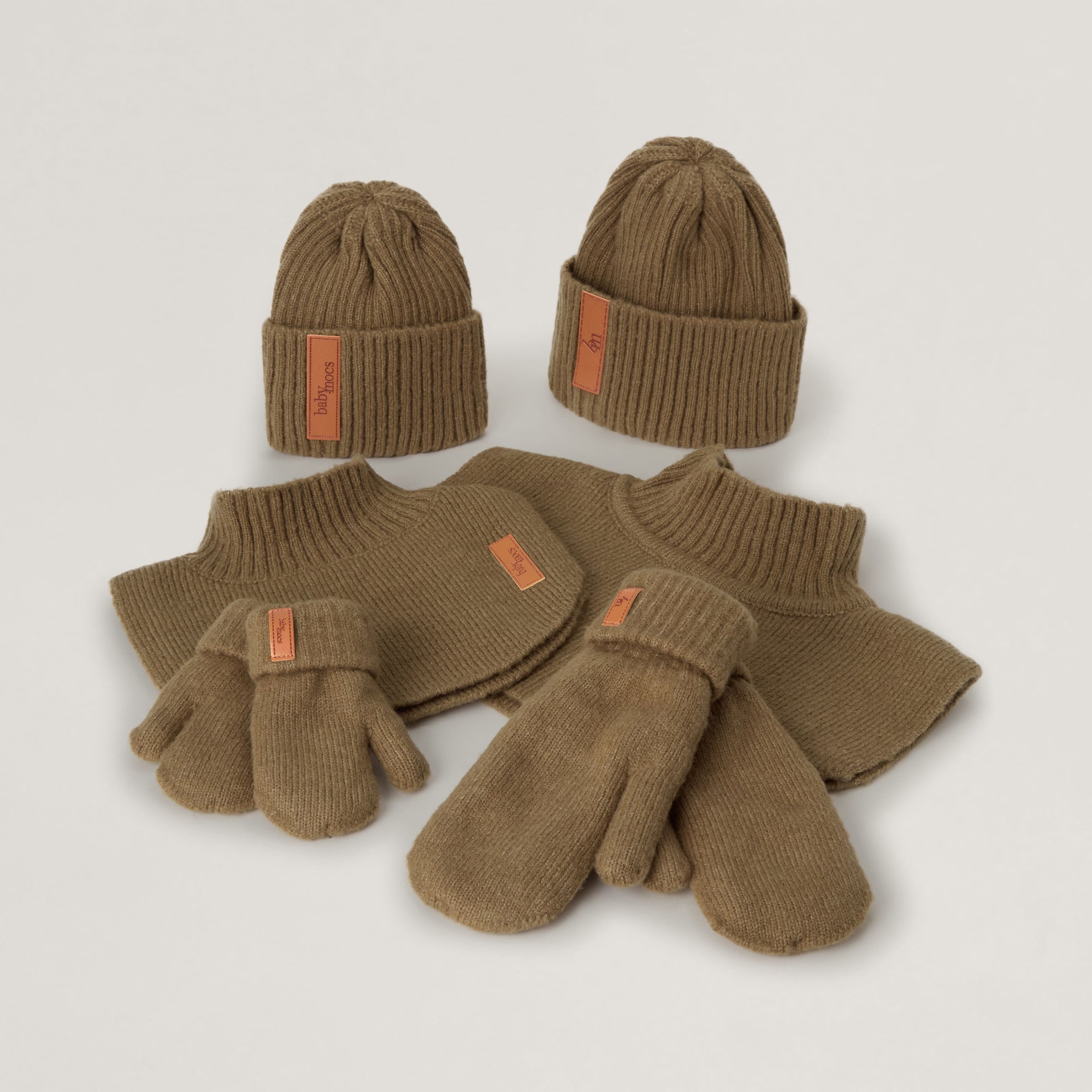 Knitted Accessories - BabyMocs