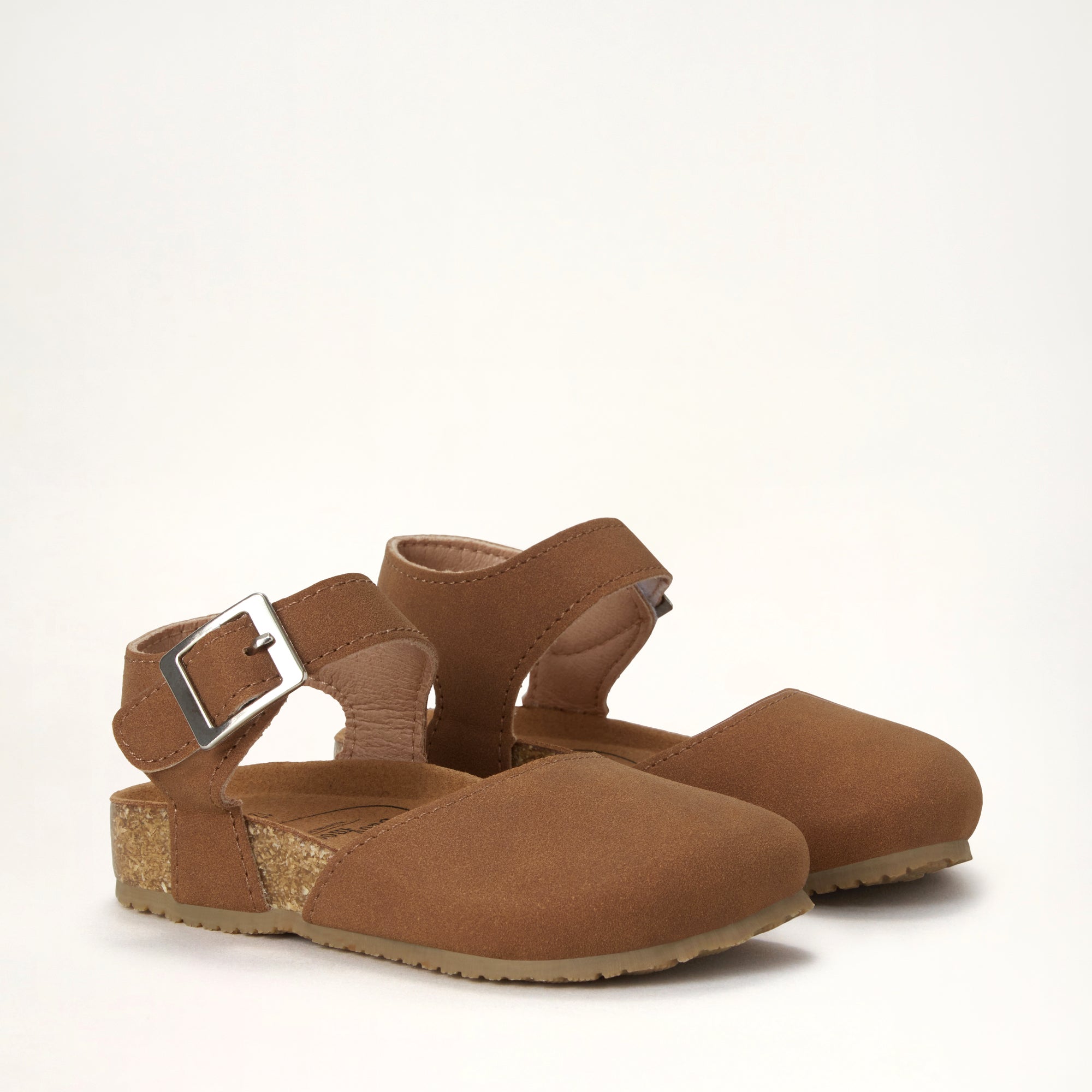 Astrid Sandal